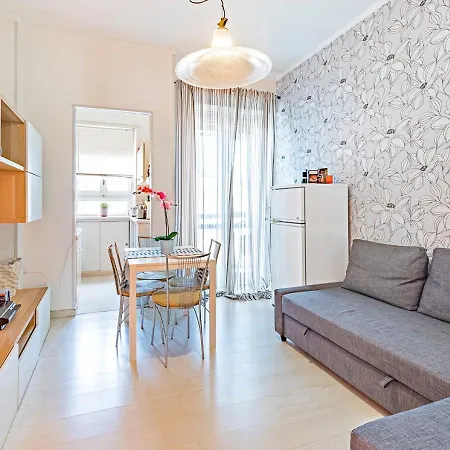 Apartment 70's Lovers In