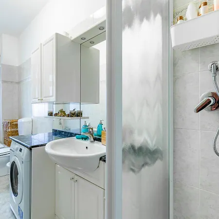 70's Lovers In Lägenhet Turin