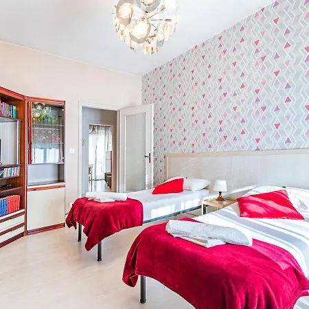 70's Lovers In Апартаменты *