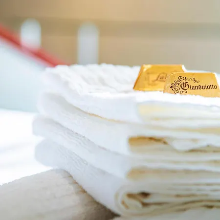 70's Lovers In Апартаменты *