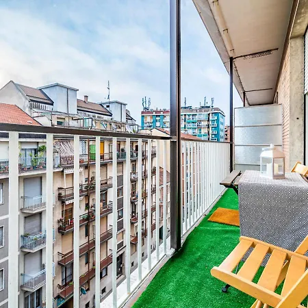 70's Lovers In Apartamento *